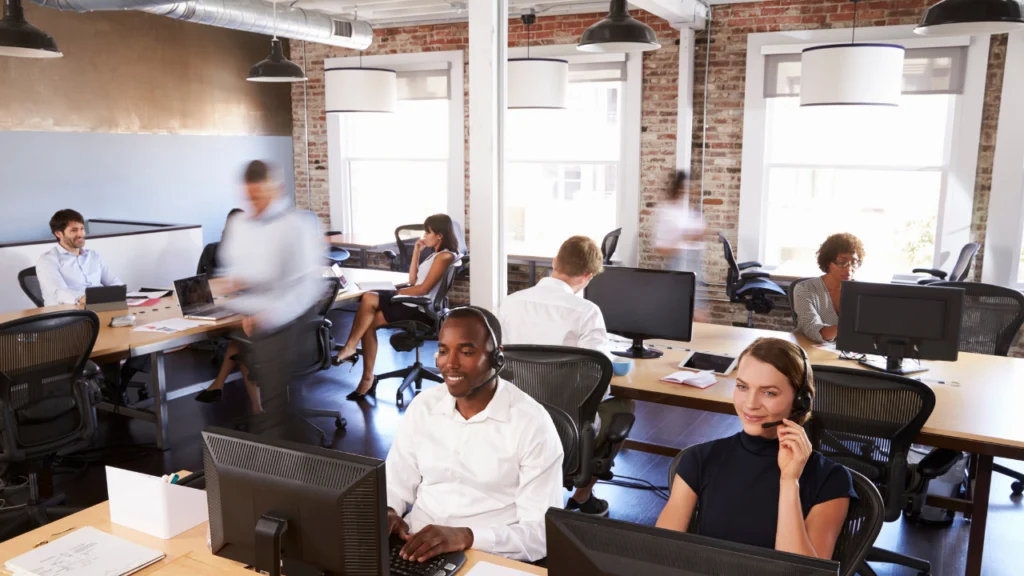 Is Offshore Outsourcing Suitable for Your Company? Here Are Some Factors to Think About